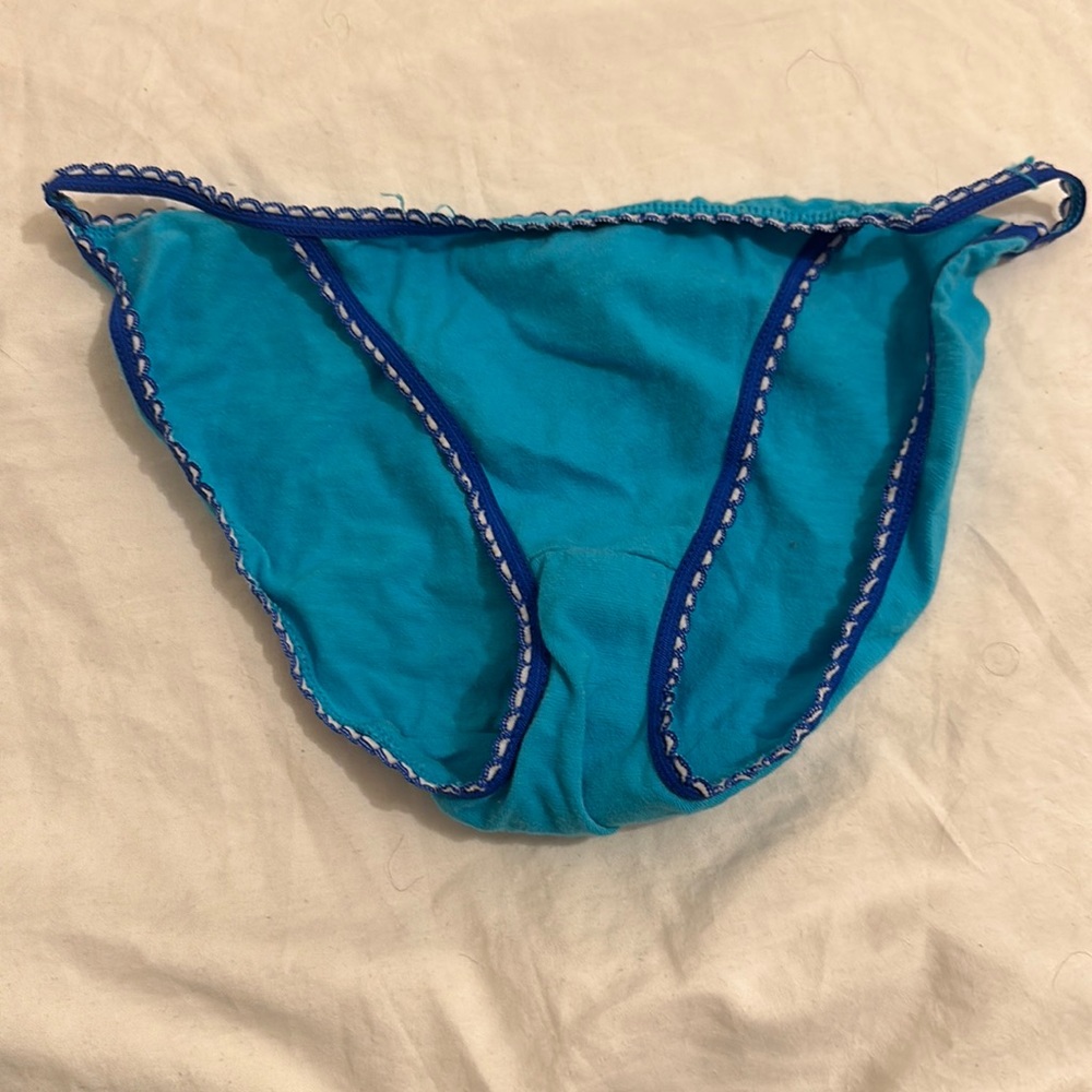 No Boundaries String Bikinis